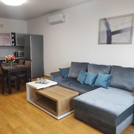 Klaipedos 99 Apartamentai Panevėžys Exterior foto